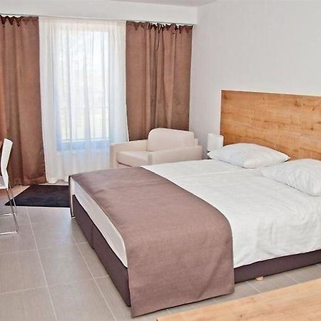 Hotel Residence Ac San Marino Lopar Exteriör bild