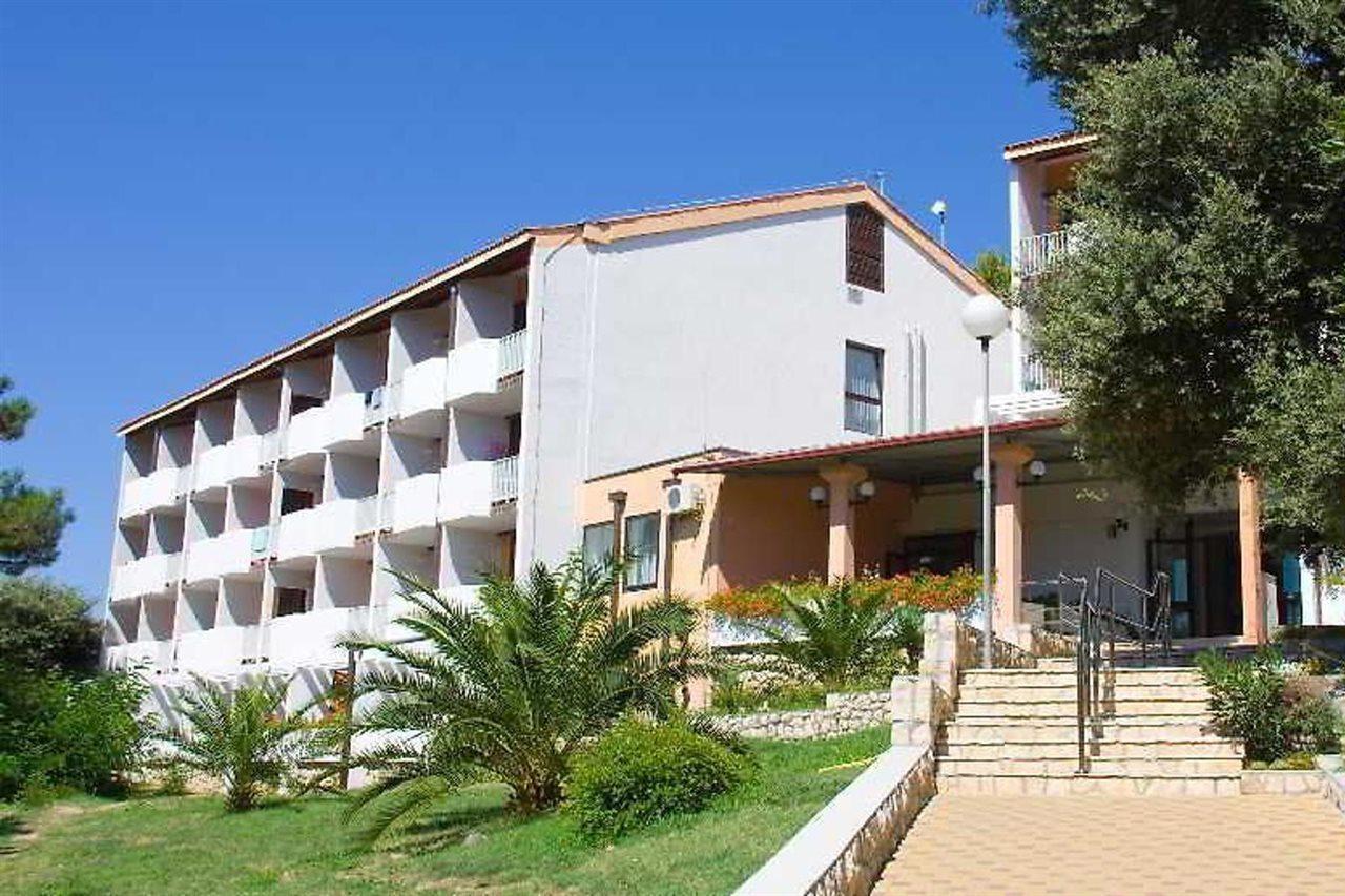 Hotel Residence Ac San Marino Lopar Exteriör bild